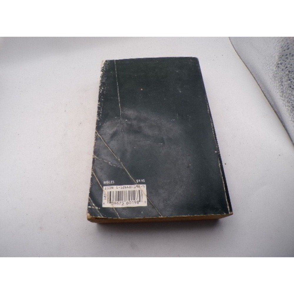 Vintage King James Version KJV Holy Bible Black Softcover Gold Edges 1558191987